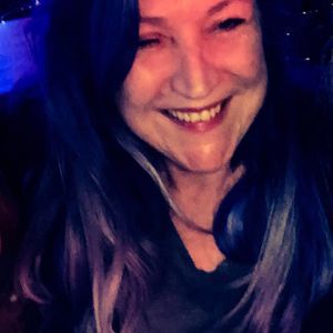 Meet your Posher, Eileen